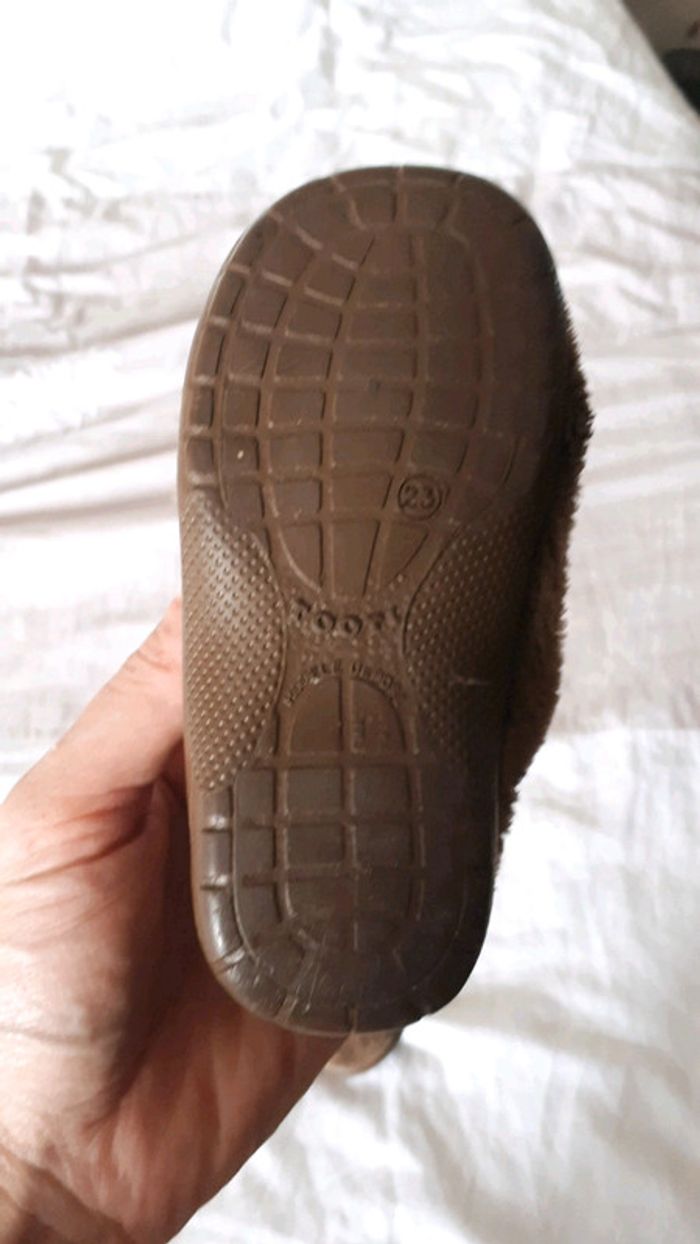Chaussons taille 23 - photo numéro 3