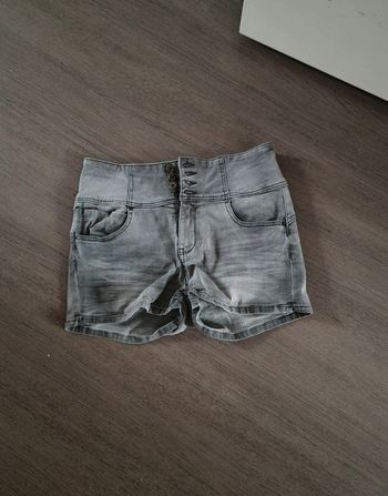 Short jean taille haute