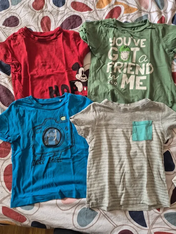 Lot 4 tee shirts