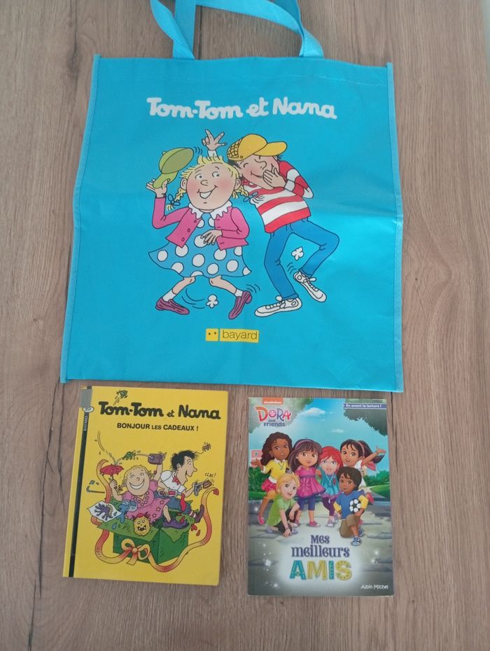Lot livres enfants + sac