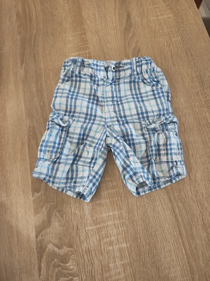 Short a carreaux