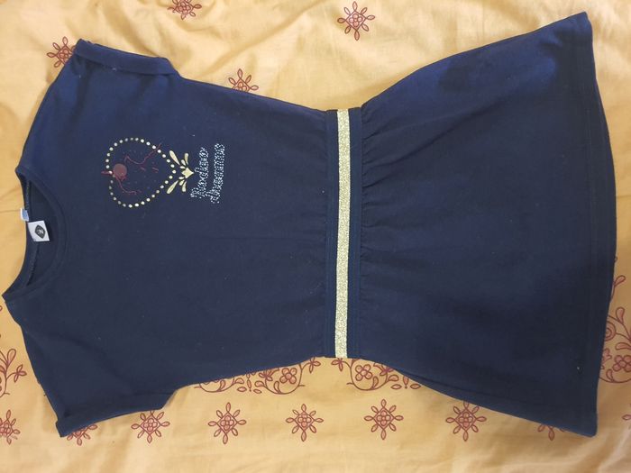 Robe 4 ans