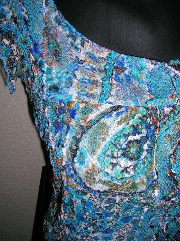 haut doublé à motifs style dentelle Taille 1 neuf - photo numéro 3