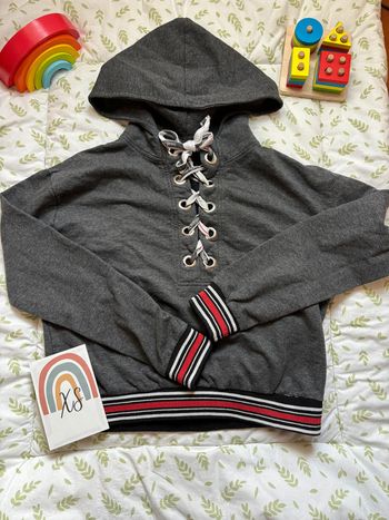 sweat à capuche gris devant XS jennyfer