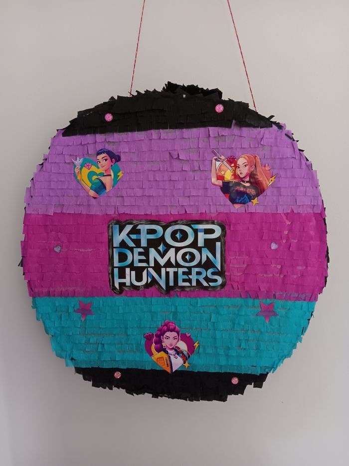 Pinata huntrix - photo numéro 2