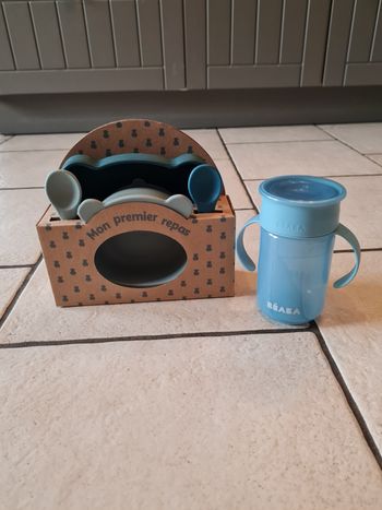 Set de repas silicone + tasse d'apprentissage neuf pour premiers repas bébé