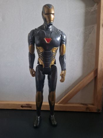Figurine hasbro Iron man