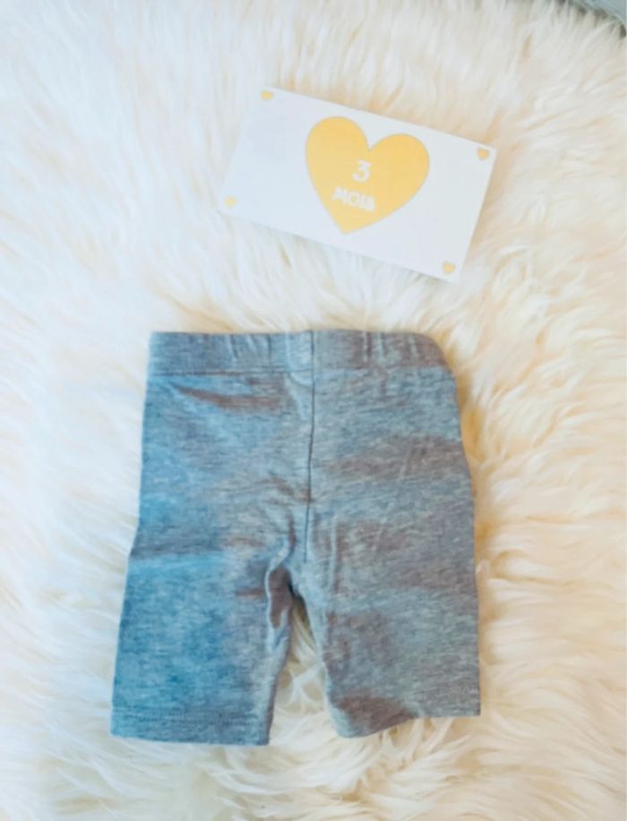 3 mois - ensemble legging court et T-shirt MC - photo numéro 5
