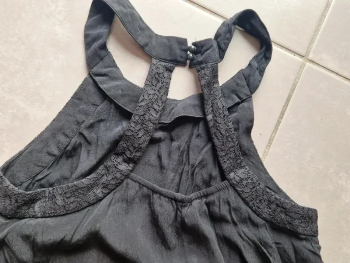 Petit robe noire - photo numéro 6