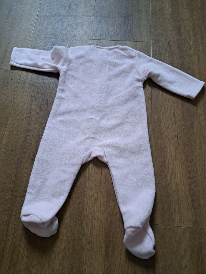 Pyjama taille 6 mois - photo numéro 4
