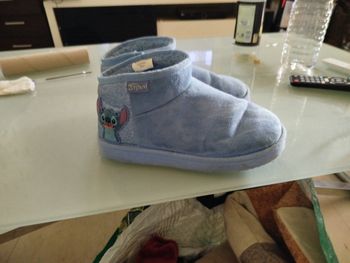 UGG stitch