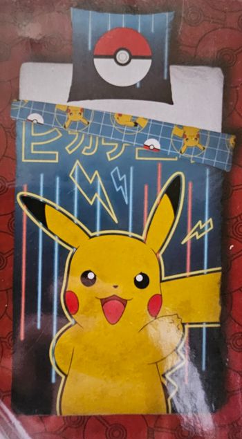 Parure de lit (housse de couette + taie d'oreiller) Pokémon Pikachu