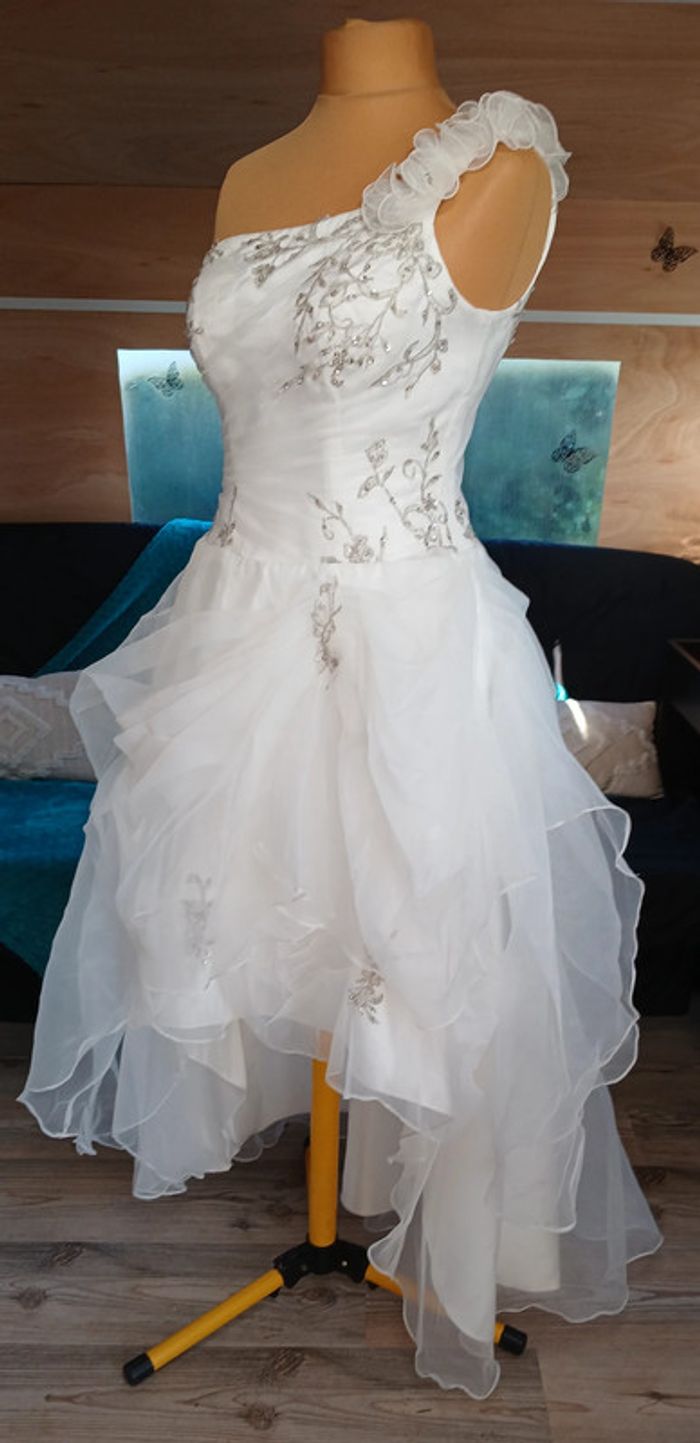 robe de mariée unique taille 38/40 - photo numéro 6