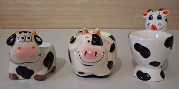 Lot de 3 coquetiers "vache" différents