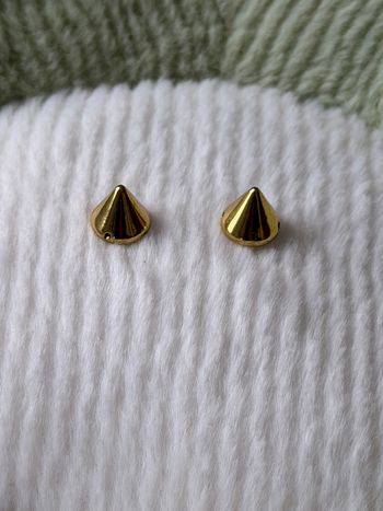 Boucles d'oreilles pics dorées 