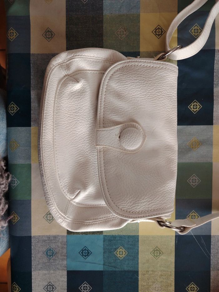 Petit sac à main blanc idéal pour mariage - photo numéro 3
