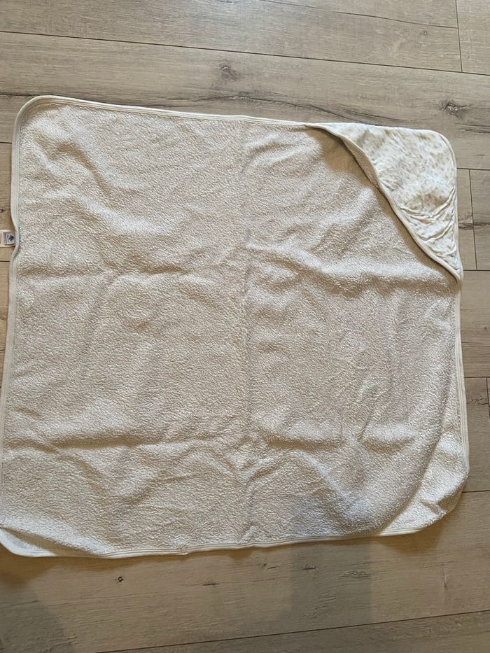 Sortie de bain blanche