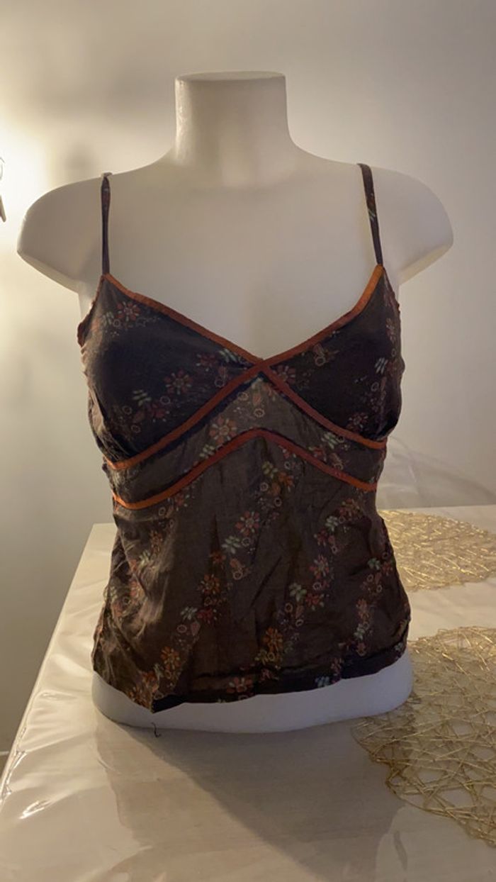 Petit haut à fine bretelle