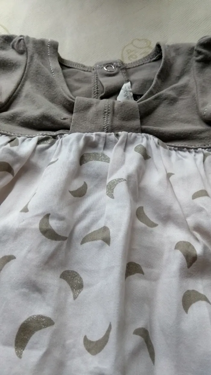 Robe Lune Jean Bourget 3 mois - photo numéro 3