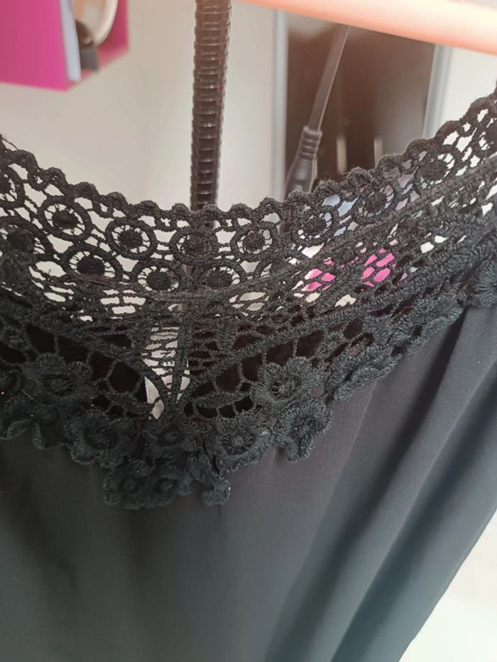 Robe noir taille M/L - photo numéro 3