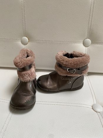 Bottines taille 22