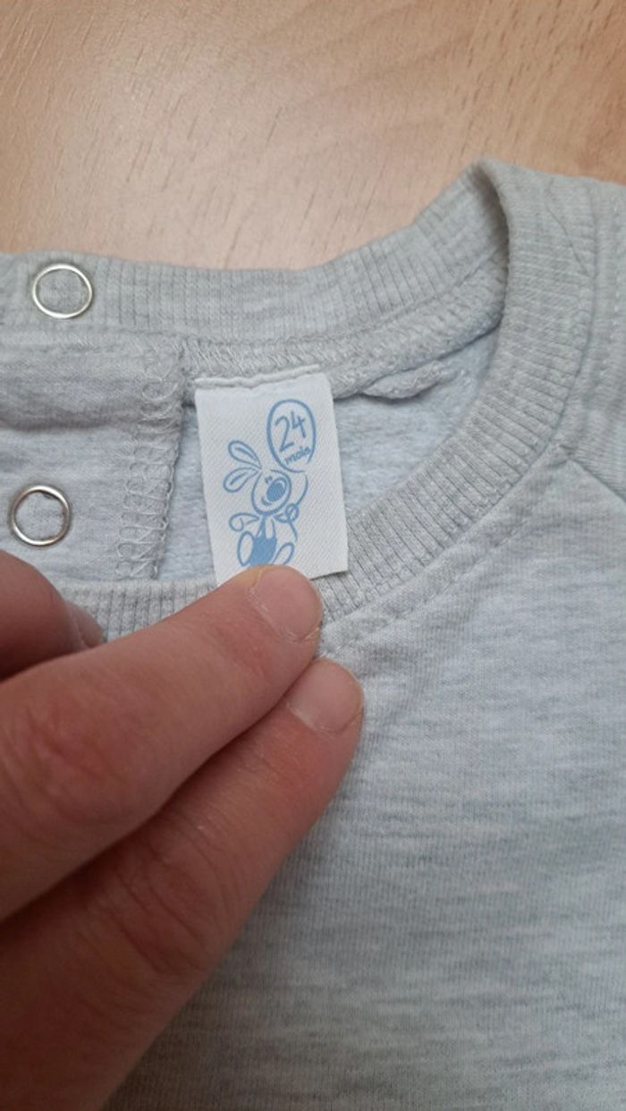 Pull gris - photo numéro 4