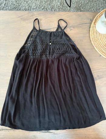 Top noir Jennyfer avec haut en dentelle