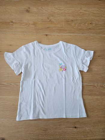 Tee-shirt blanc manches à volants