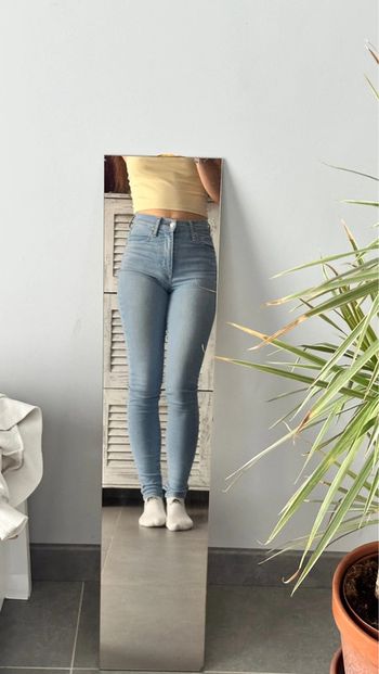 Jean Levi’s super skinny bleu clair