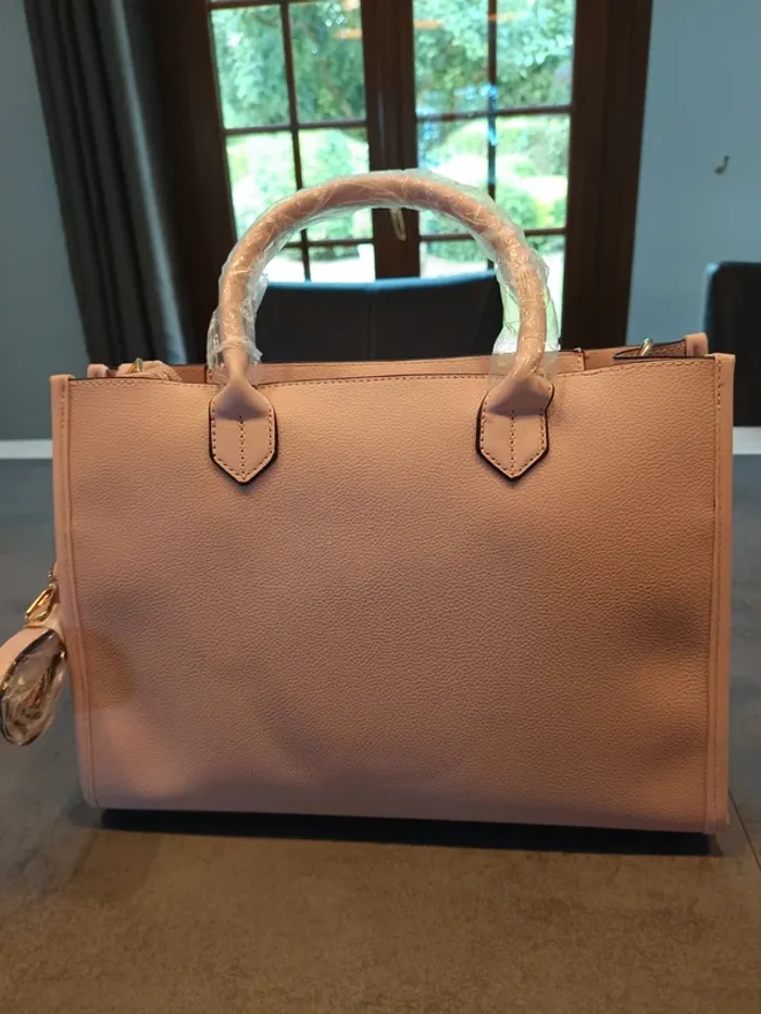 Vend sac a main Rodier neuf avec étiquette. - photo numéro 4