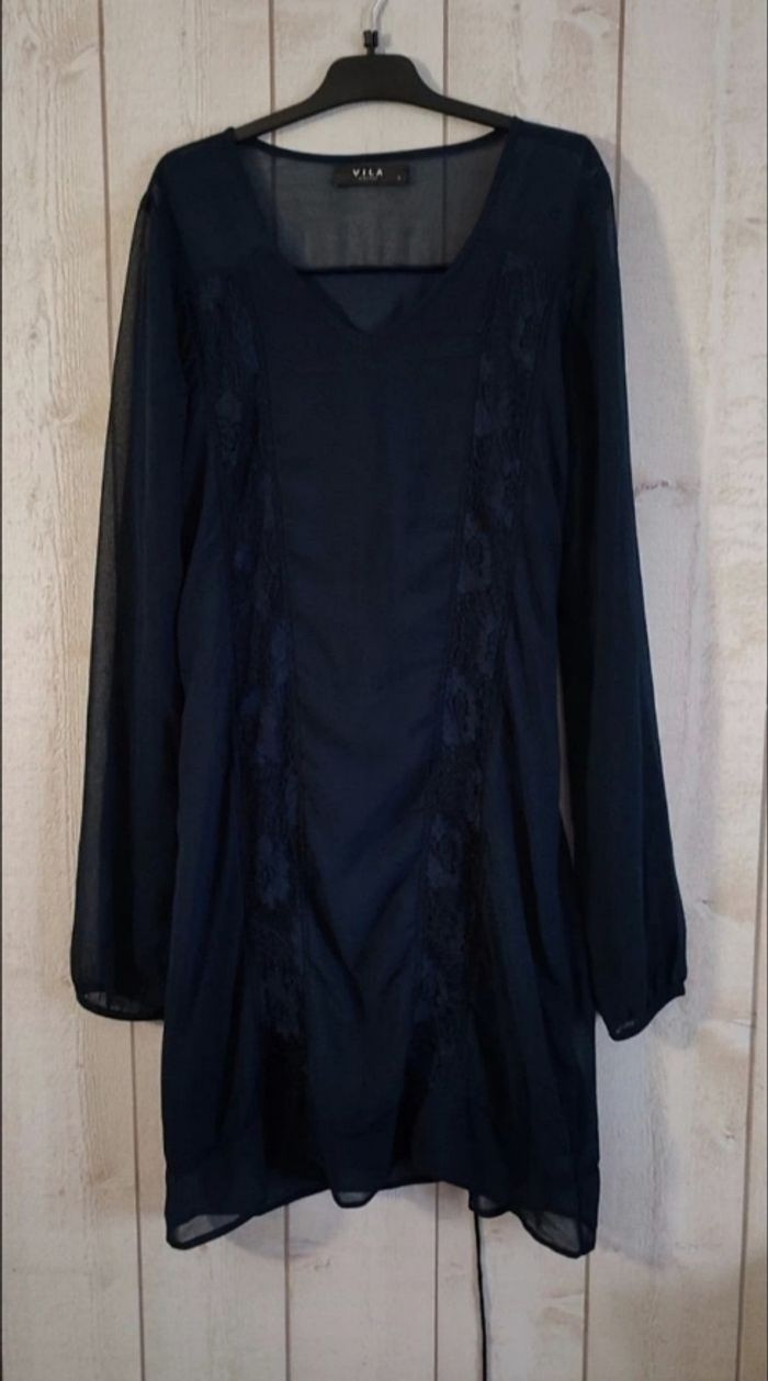 Robe bleu marine mousseline et dentelle Vila taille S - photo numéro 2