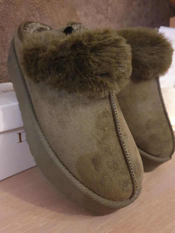 Bottines / chaussons vert armée Manoukian t39 - photo numéro 3