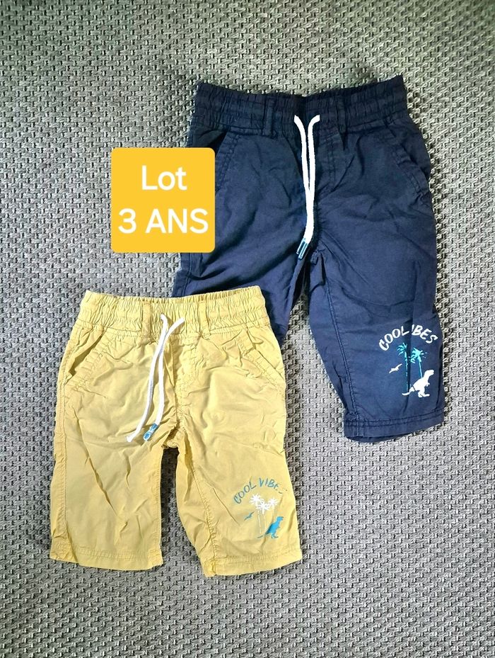 Lot de 2 bermudas shorts garçon - 3 ans