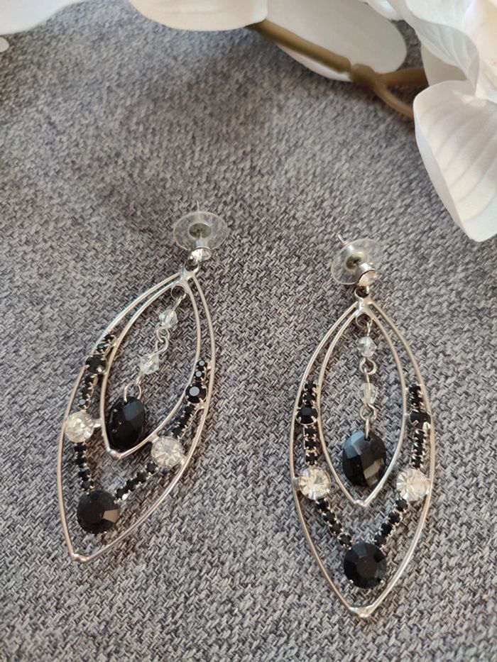 Boucle d'oreille - photo numéro 2