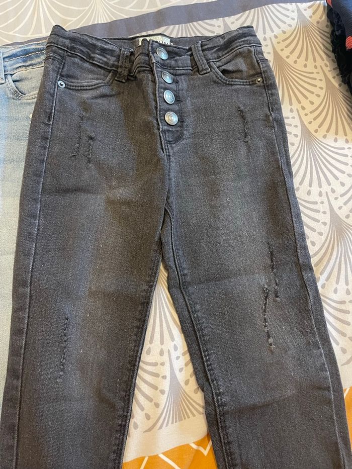 Lot 2 jeans kiabi 5 ans