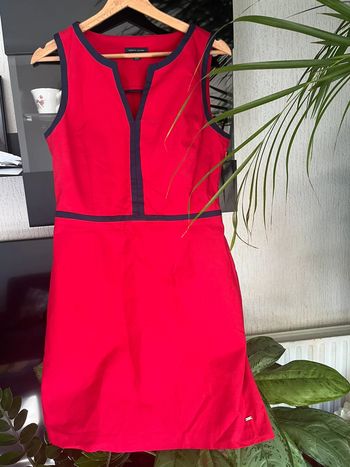 Robe Tommy taille 8