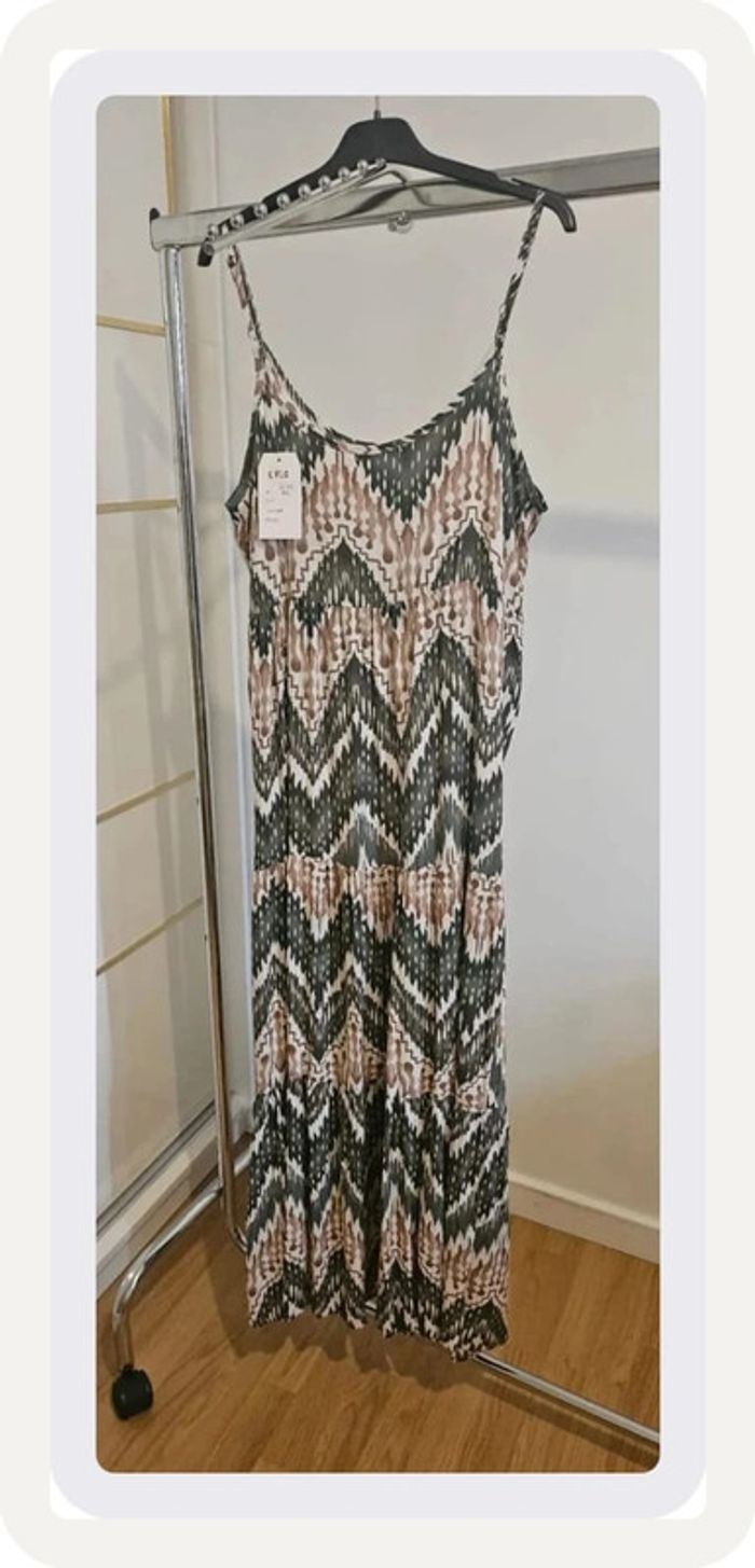 Robe d’été pour femmes - photo numéro 4