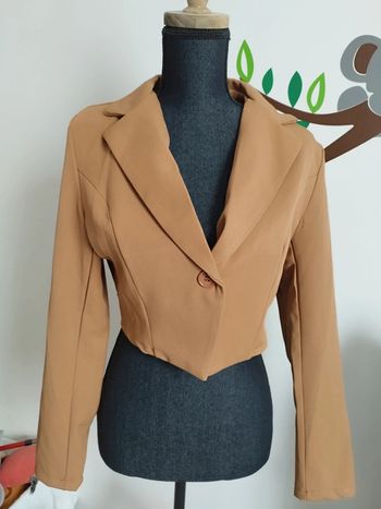 Très joli blazer court
