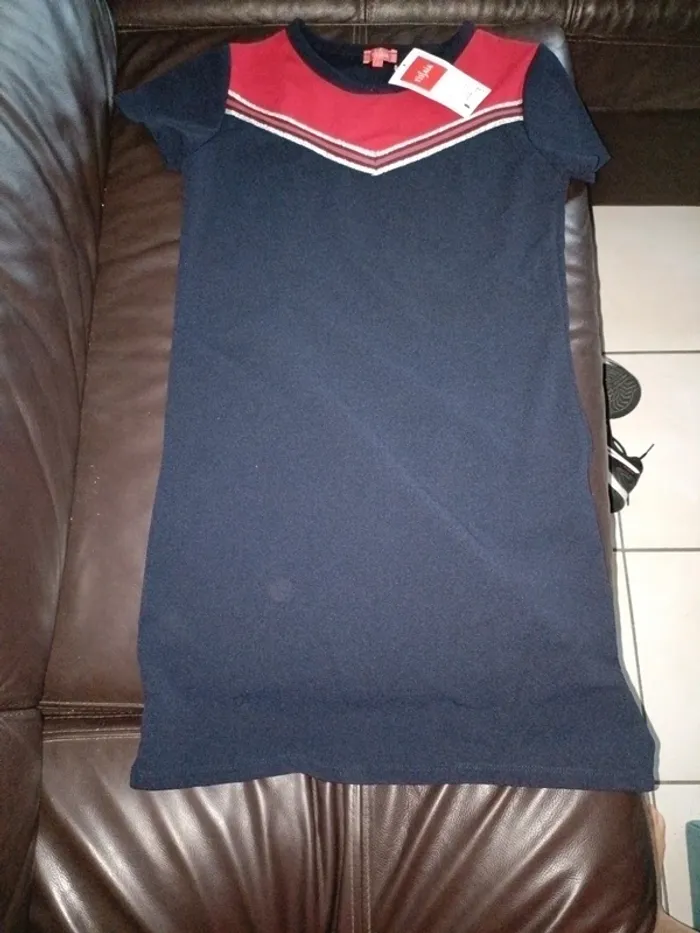 Robe tissaia neuve tailleS