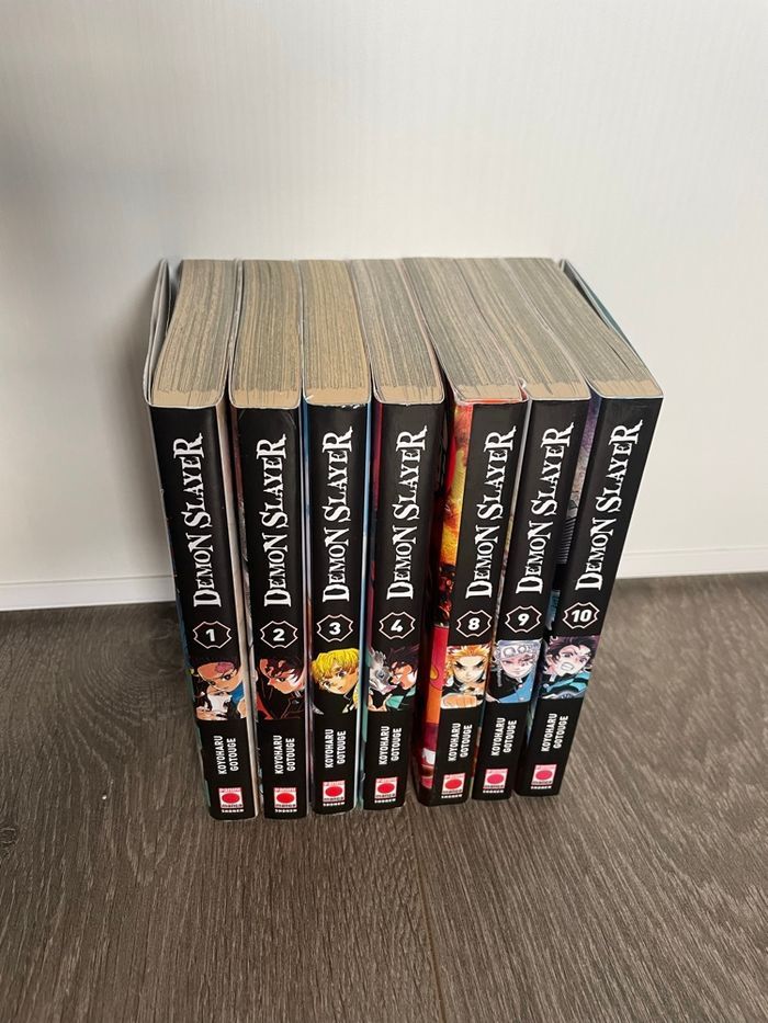 Lot 7 mangas Démon Slayer