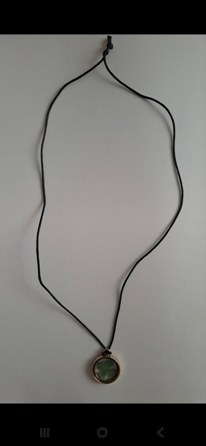 Pendentif trèfle 4 feuilles