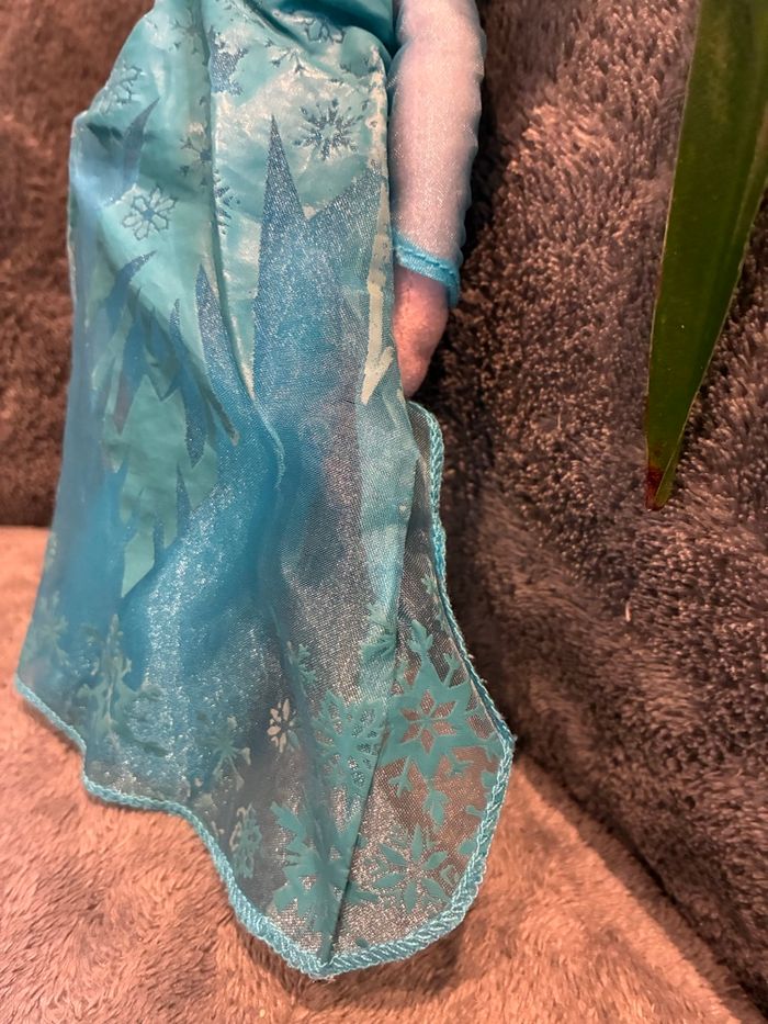 Lot peluches Disney la reine des neiges - photo numéro 9