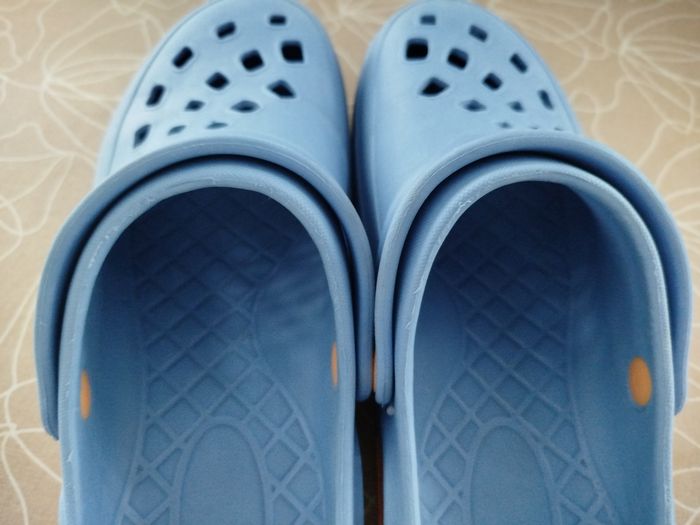 Crocs bleu ciel - photo numéro 3