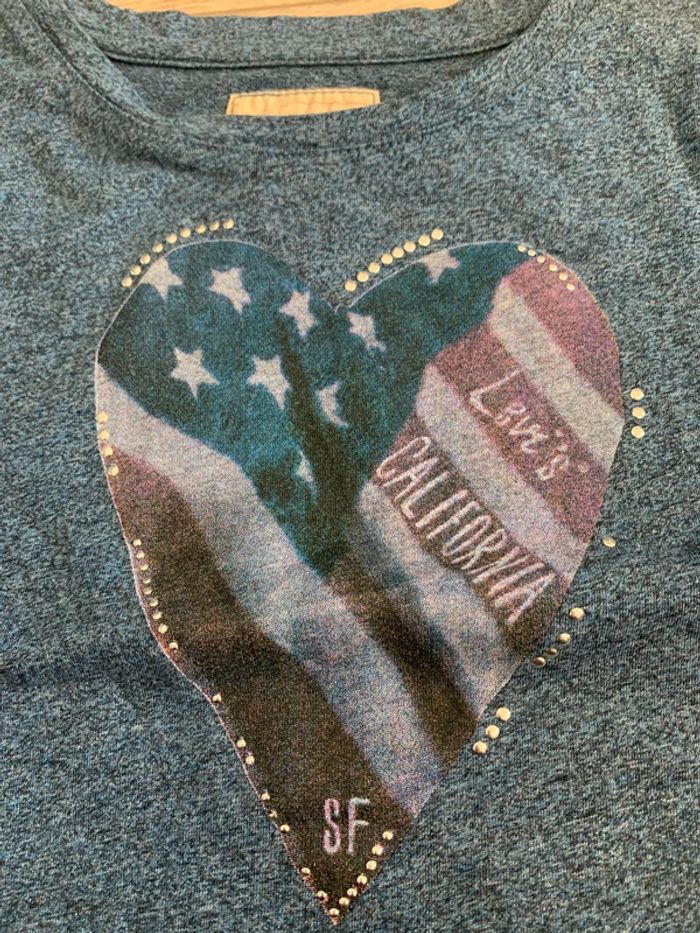 Haut Levi ´s - photo numéro 3