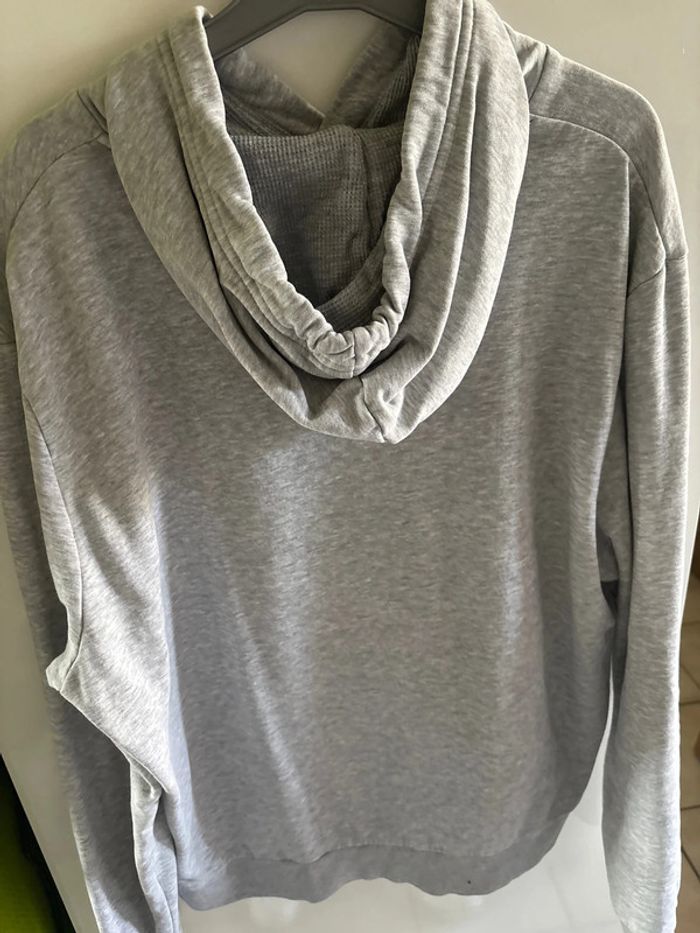 Pull à capuche - photo numéro 3