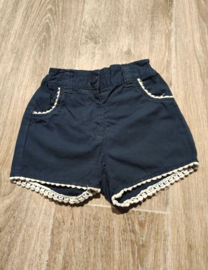 Short bleu marine