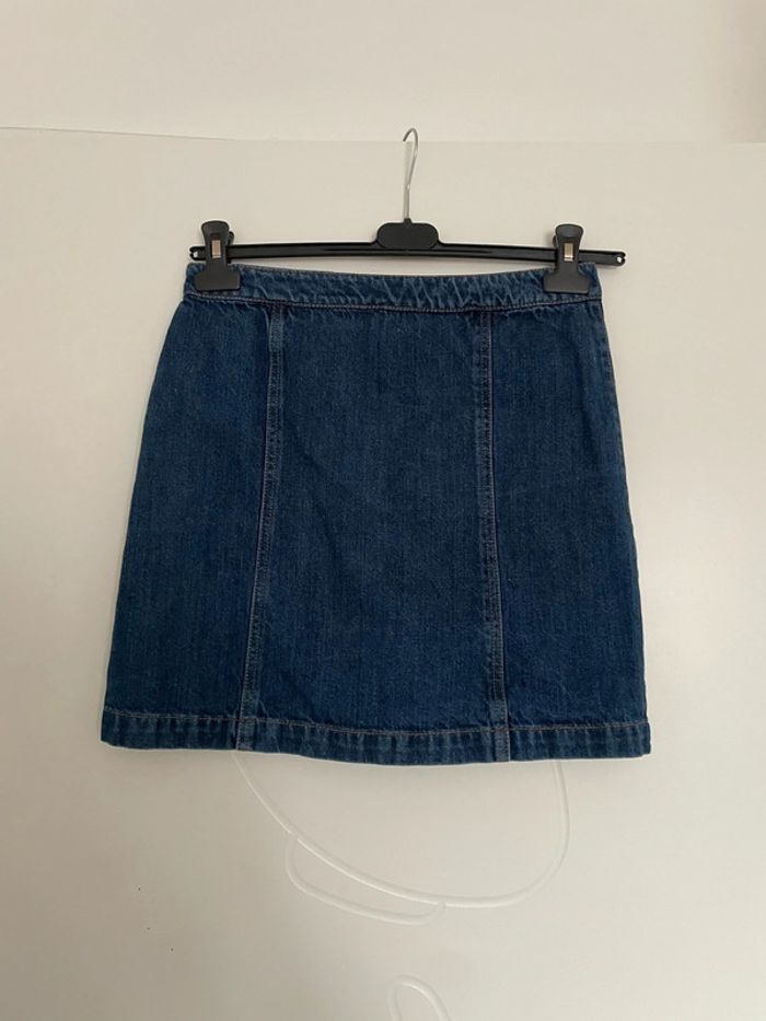 Jupe en jean bleu foncé coupe trapèze taille haute bouton devant Arkitect taille 40 - photo numéro 4