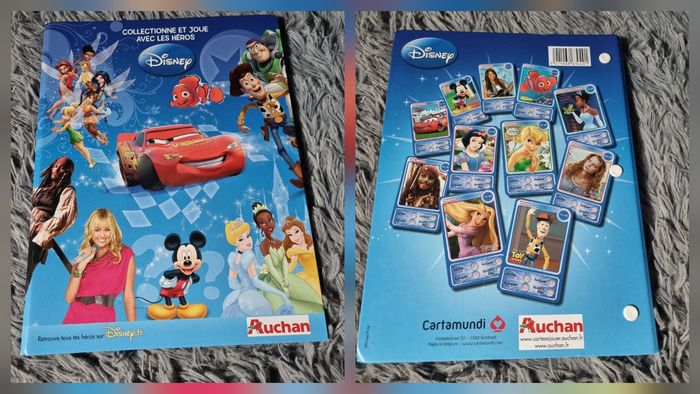 Coffret collection Disney comme neuf avec cartes brillantes et holographiques