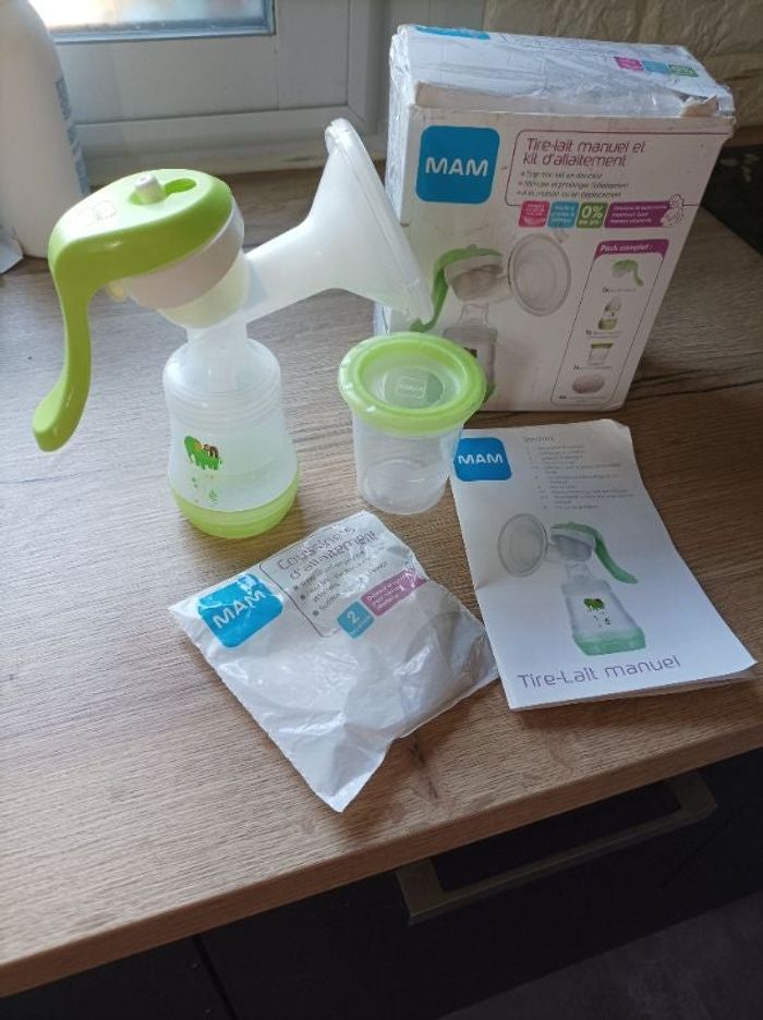 Tire-lait MAM