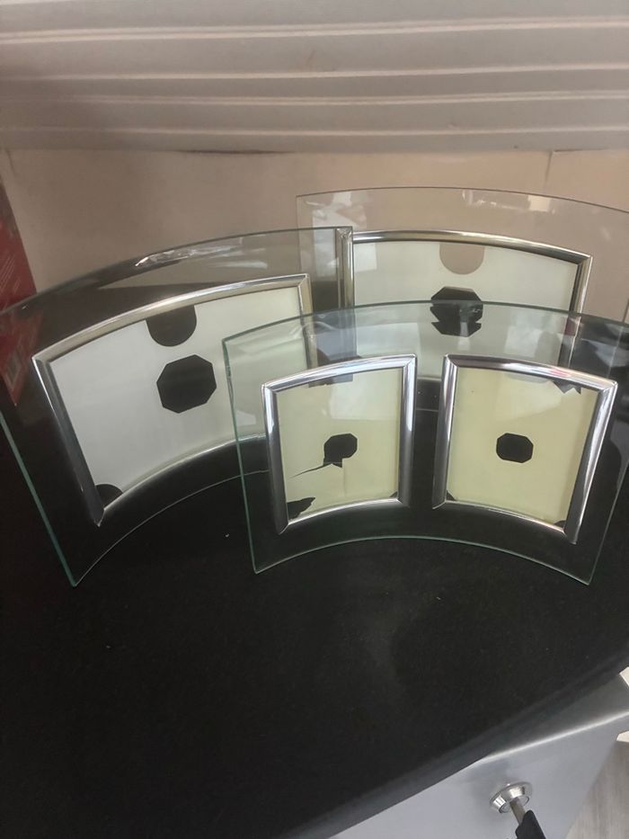 Lit de 3 cadres photos